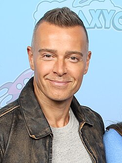 JOEY LAWRENCE